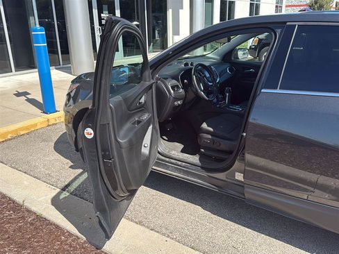Used 2018 Chevrolet Equinox LT AWD/4WD image 11