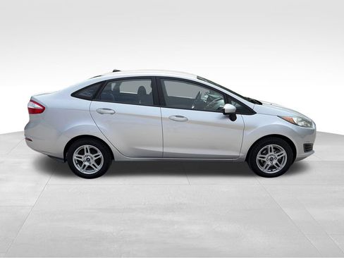 Used 2018 Ford Fiesta SE FWD image 7