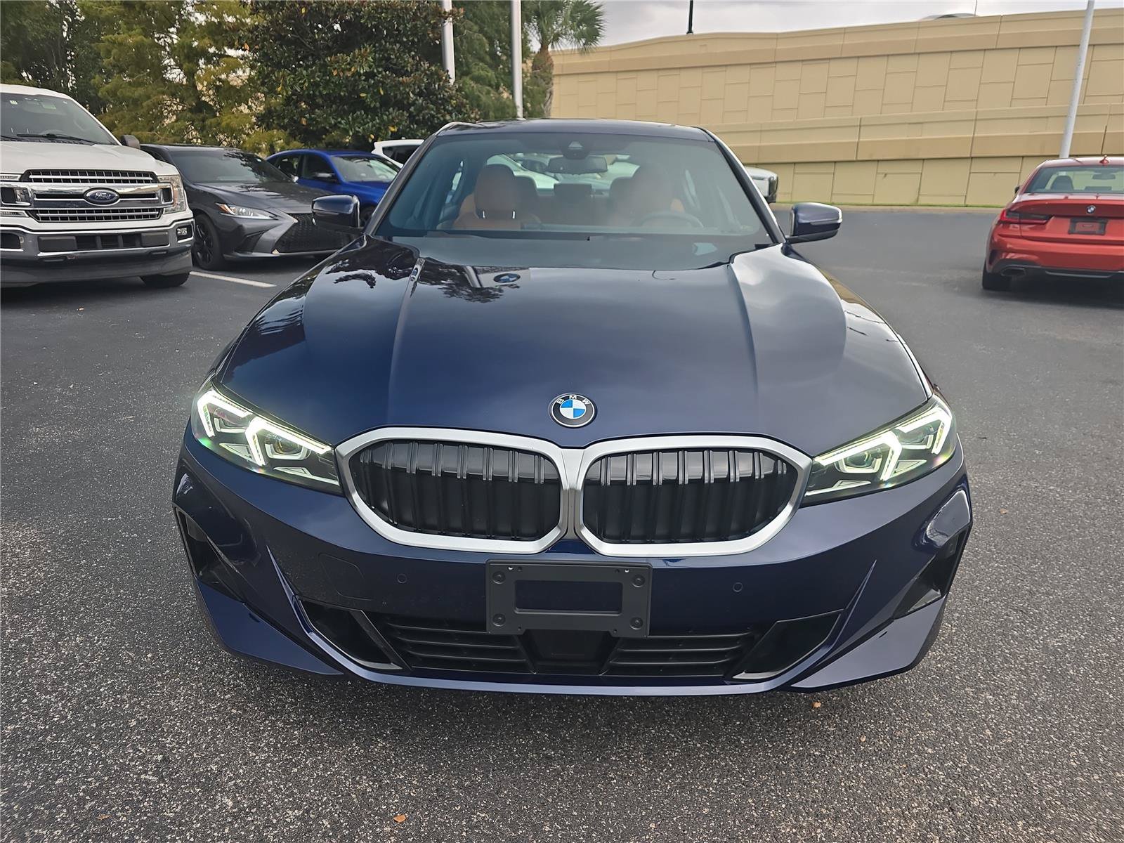 Used 2026 BMW 330i Sedan w/ Convenience Package RWD image 2