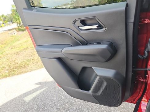 New 2026 GMC Canyon Elevation w/ Convenience Package image 9