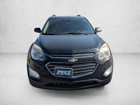 Used 2017 Chevrolet Equinox LT w/ Driver Confidence Package II AWD/4WD image 2