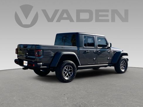 New 2025 Jeep Gladiator Rubicon w/ Safety Group image 19