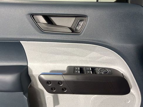 New 2025 Ford Maverick XLT w/ XLT Luxury Package AWD/4WD image 24