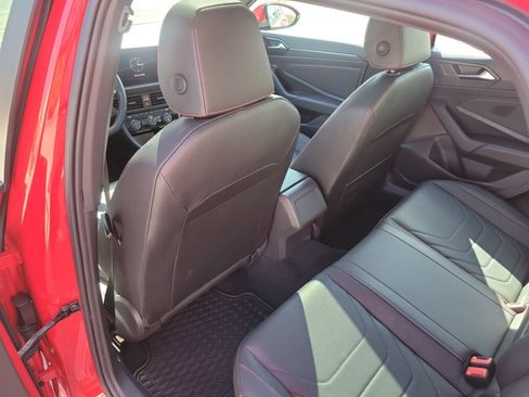 Used 2019 Volkswagen Jetta GLI Autobahn image 34