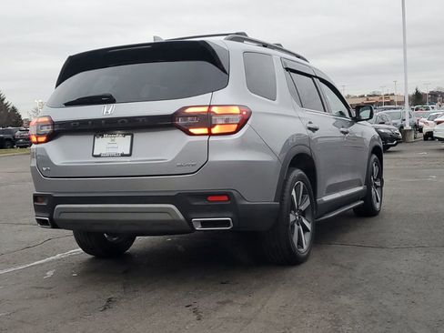 Certified 2023 Honda Pilot Elite image 9