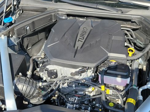 Certified 2026 Genesis G70 2.5T Prestige RWD image 27