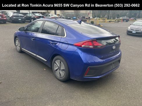 Used 2022 Hyundai Ioniq SE image 6