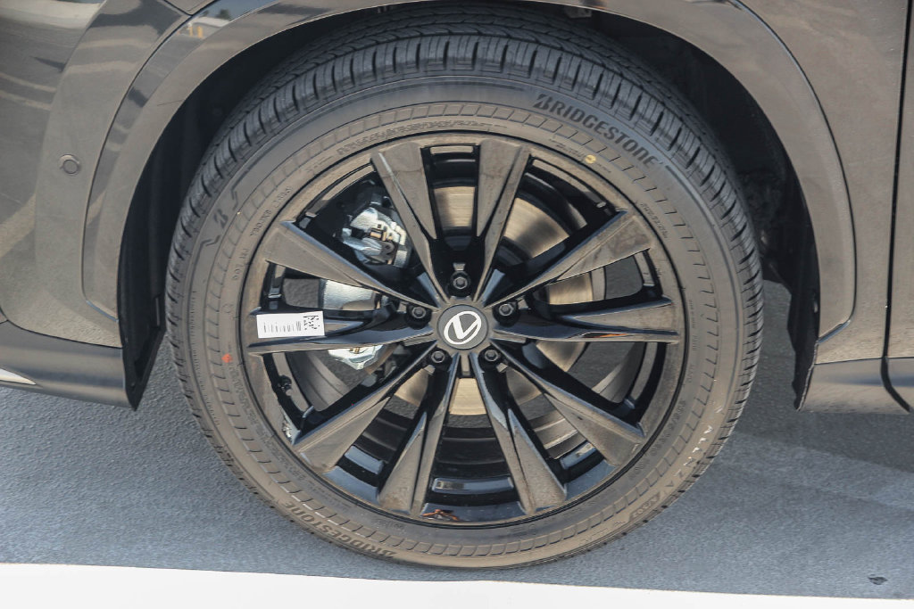 Certified 2026 Lexus NX 350 F Sport AWD/4WD image 11
