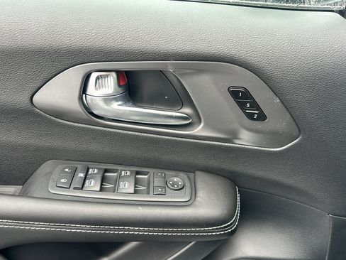 New 2026 Chrysler Pacifica Select AWD/4WD image 11