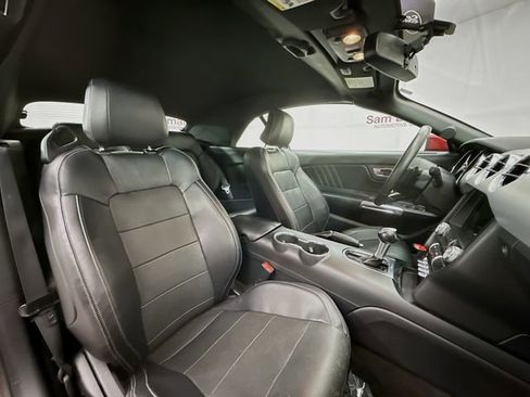 Used 2016 Ford Mustang GT Premium image 26