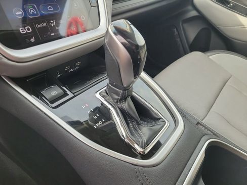 Used 2020 Subaru Outback Limited w/ Popular Package #2 image 23