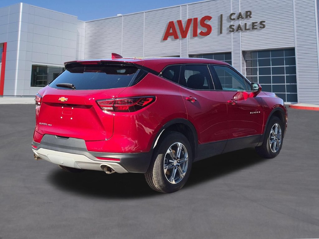 Used 2025 Chevrolet Blazer LT AWD/4WD image 6