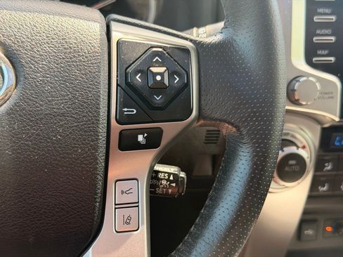 Used 2020 Toyota 4Runner Limited AWD/4WD image 28