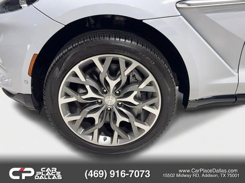 Used 2021 Aston Martin DBX image 45