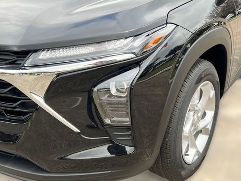 New 2026 Chevrolet Trax LS w/ LS Convenience Package image 10
