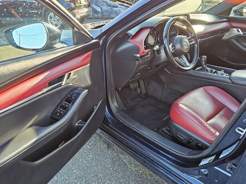 Used 2020 MAZDA MAZDA3 AWD Hatchback w/ Premium Pkg image 17