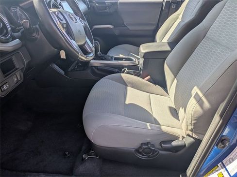 Used 2018 Toyota Tacoma SR5 image 13