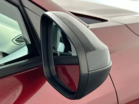 Used 2024 Chevrolet Trax RS w/ Sunroof Package image 10