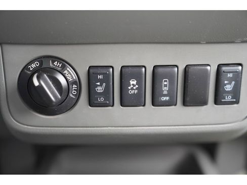 Used 2014 Nissan Frontier SV w/ SV Value Truck Package image 21