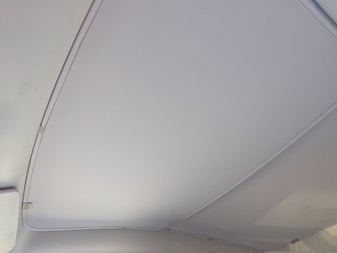 Used 2021 Tesla Model Y Long Range image 9