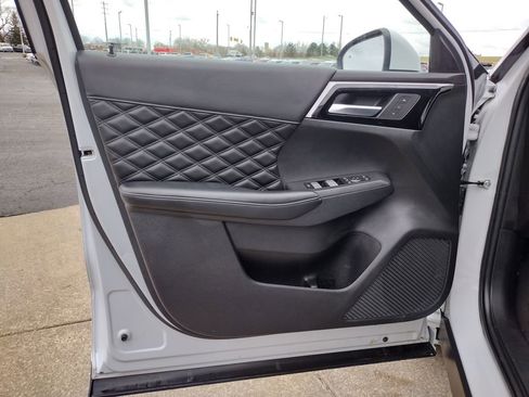 Used 2022 Mitsubishi Outlander SEL AWD/4WD image 30