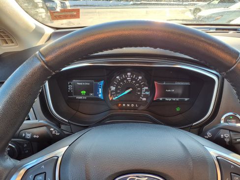 Used 2020 Ford Fusion Energi Titanium image 9