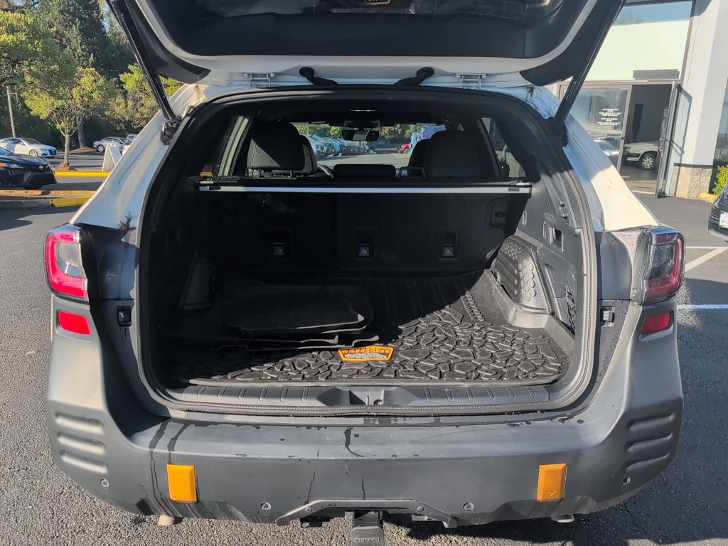 Used 2025 Subaru Outback Wilderness AWD/4WD image 7