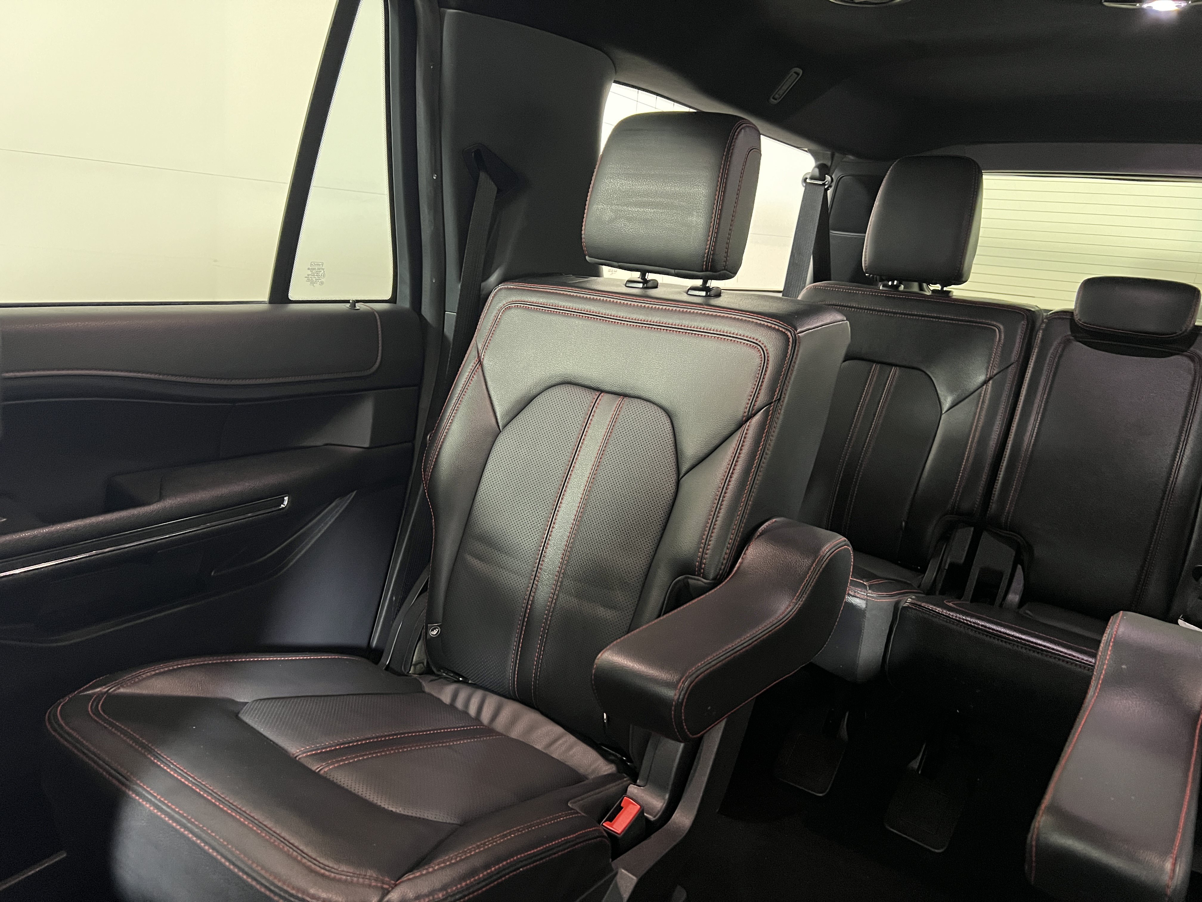 Used 2022 Ford Expedition Max Limited AWD/4WD image 13