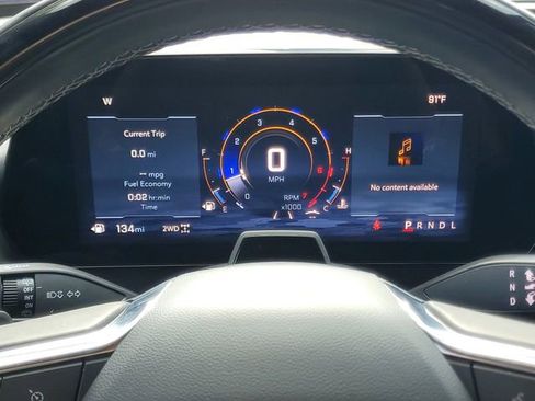 Certified 2024 Chevrolet Traverse Z71 w/ Enhanced Driving Package AWD/4WD image 25