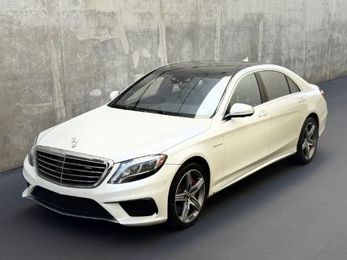 Used 2015 Mercedes-Benz S 63 AMG 4MATIC Sedan image 2