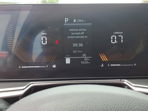 Used 2025 Kia Sorento LX FWD image 15