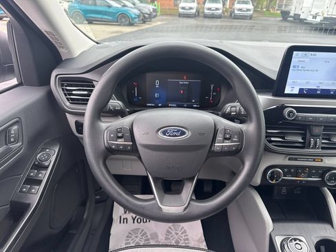 Used 2025 Ford Escape Active FWD image 21