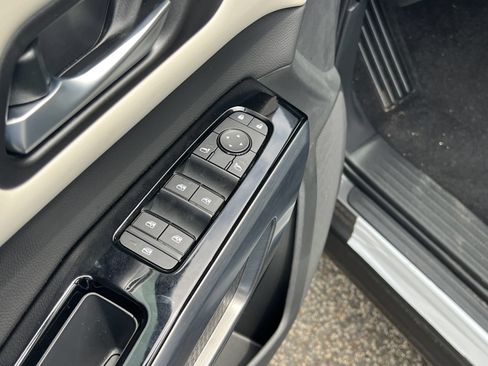 New 2026 Nissan Pathfinder SL FWD image 14