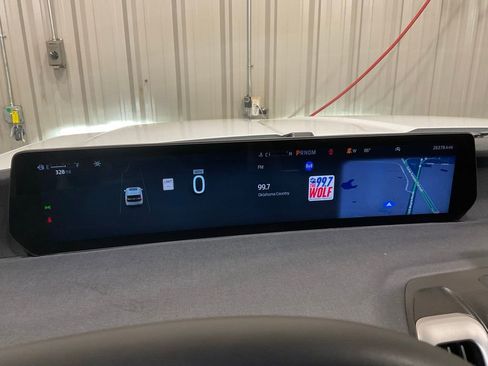 Used 2025 Ford Expedition Max Active image 18