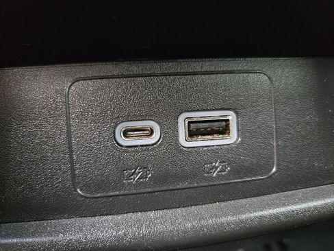 Used 2019 Cadillac XT4 Sport image 14