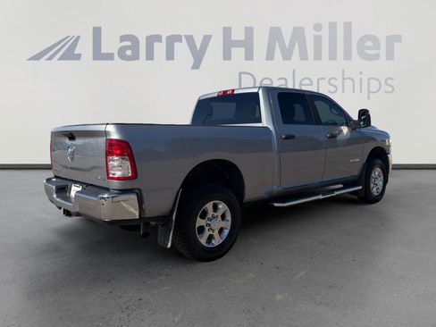 Used 2024 RAM 2500 Big Horn w/ Heated Seats & Wheel Group AWD/4WD image 6