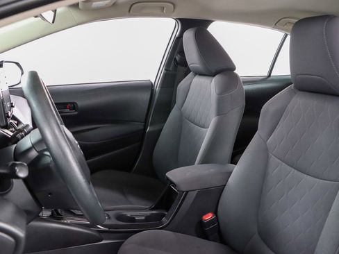Used 2022 Toyota Corolla LE FWD image 23