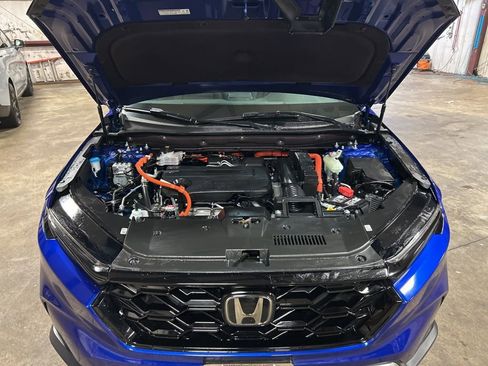 Used 2025 Honda CR-V Sport Touring image 11