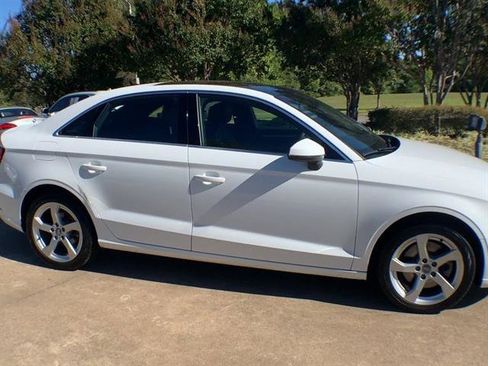 Used 2019 Audi A3 2.0T Premium w/ Convenience Package image 9