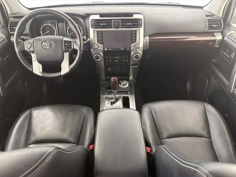 Used 2024 Toyota 4Runner Limited AWD/4WD image 15