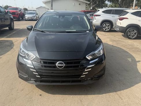 Used 2024 Nissan Versa S w/ S Plus Package FWD image 2