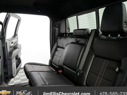 Used 2022 Chevrolet Silverado 1500 High Country w/ Technology Package image 19