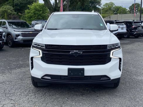 Used 2023 Chevrolet Tahoe RST w/ Luxury Package AWD/4WD image 2