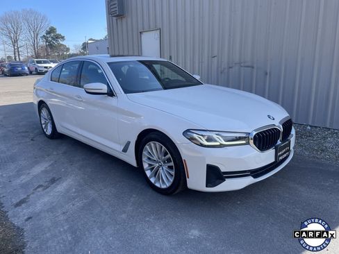 Used 2023 BMW 530i xDrive w/ Convenience Package image 7