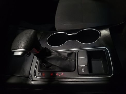 Used 2020 Kia Sorento LX image 26