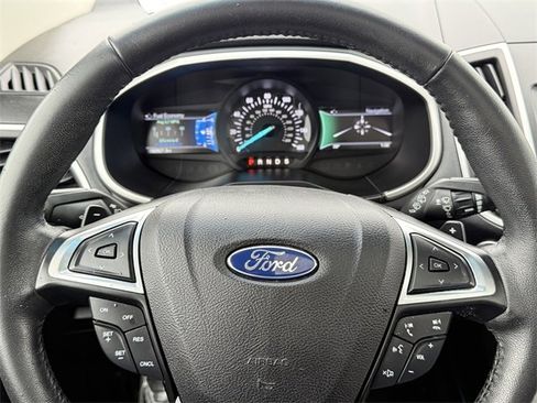 Used 2016 Ford Edge SEL w/ Equipment Group 201A image 21