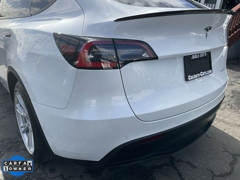 Used 2021 Tesla Model Y Long Range image 88