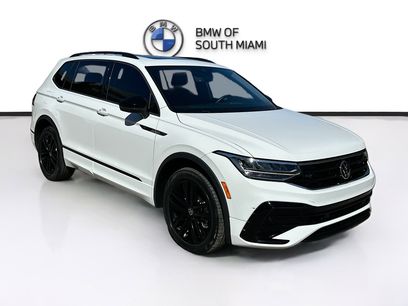 Used 2022 Volkswagen Tiguan SE R-Line