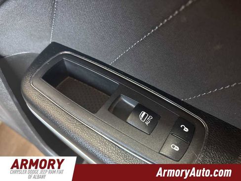 Used 2023 Dodge Charger SXT image 35