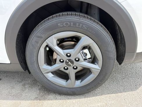 New 2026 Kia K4 FWD image 25